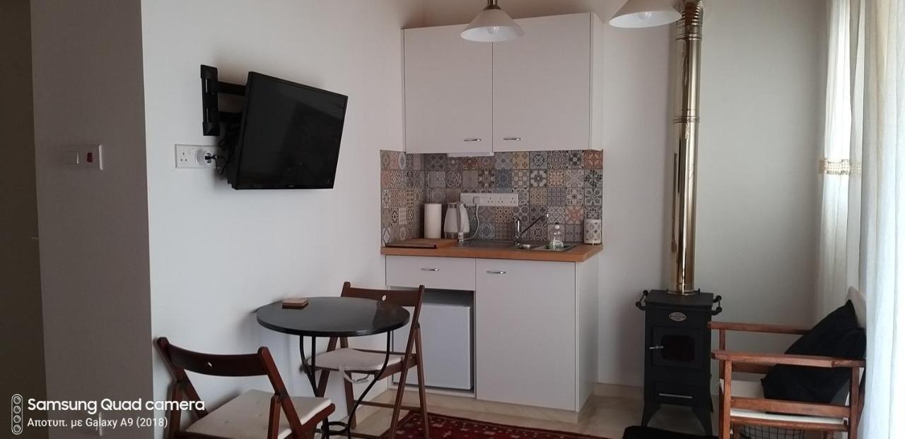 Ble Mavi - Studio For 2 (Adults Only) Όμοδος Εξωτερικό φωτογραφία